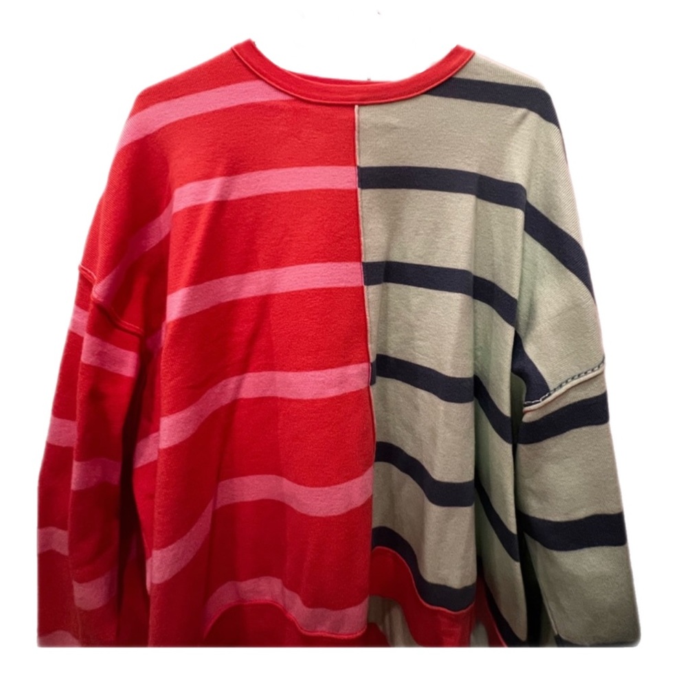 Altar’d State women’s two toned crewneck/sweater